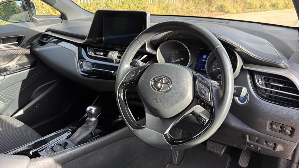 Used Toyota C-HR 2019 for sale - 76684314: Photo 9