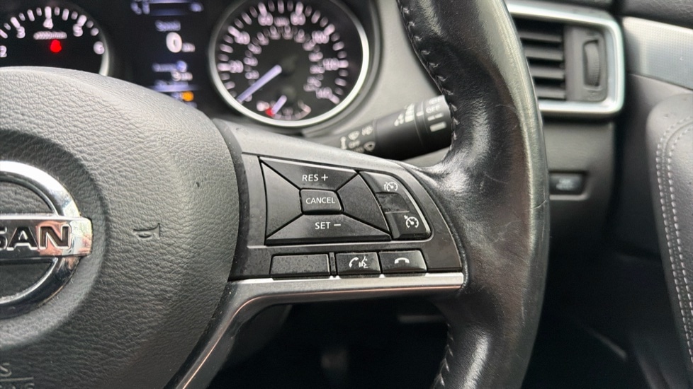 Used Nissan Qashqai 2017 for sale - 76458799: Photo 25