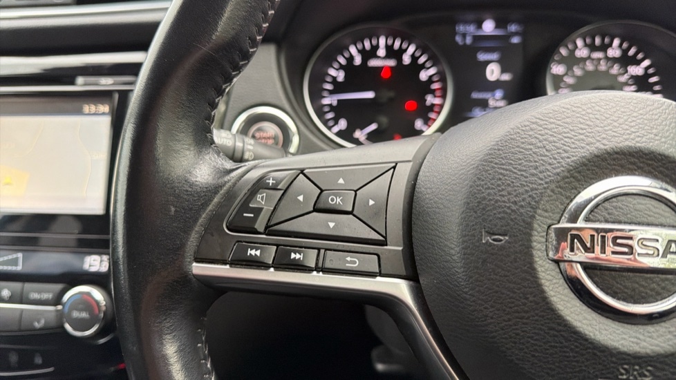 Used Nissan Qashqai 2017 for sale - 76458799: Photo 26