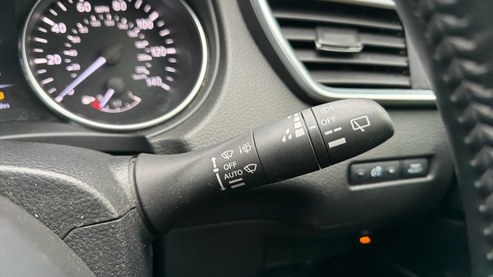 Used Nissan Qashqai 2017 for sale - 76458799: Photo 27