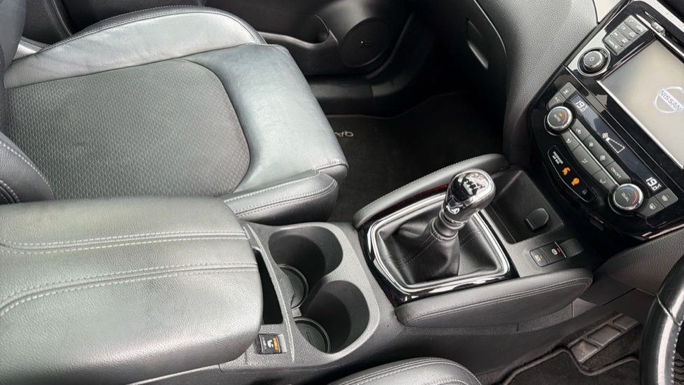 Used Nissan Qashqai 2017 for sale - 76458799: Photo 29