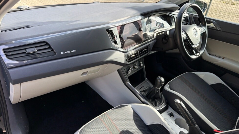 Used Volkswagen Polo 2021 for sale - 76302275: Photo 10