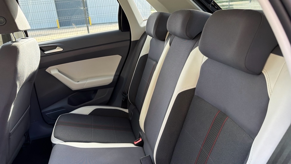 Used Volkswagen Polo 2021 for sale - 76302275: Photo 14