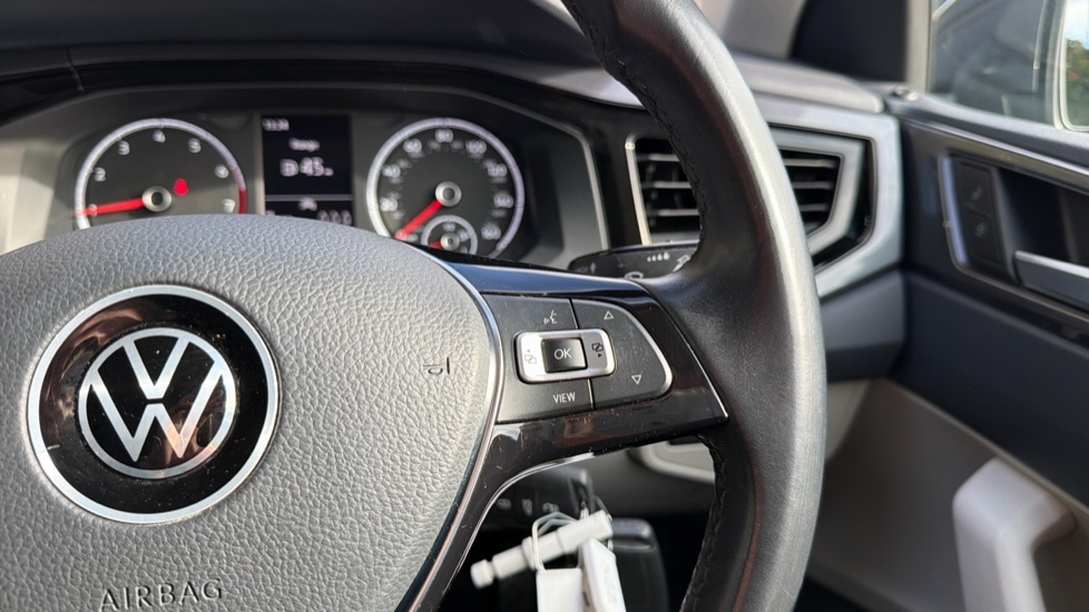 Used Volkswagen Polo 2021 for sale - 76302275: Photo 21