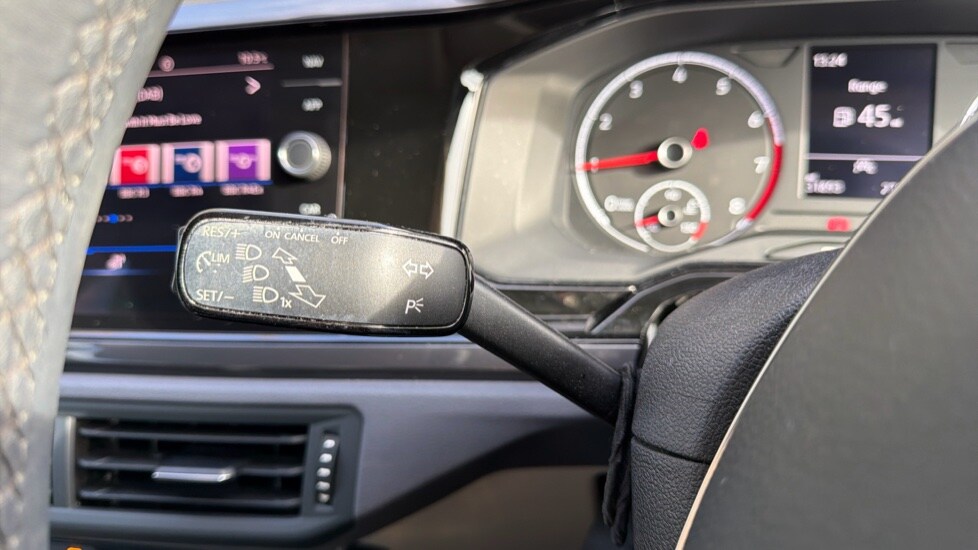 Used Volkswagen Polo 2021 for sale - 76302275: Photo 24