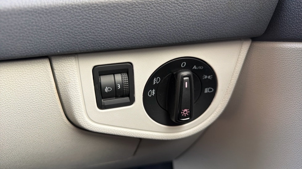 Used Volkswagen Polo 2021 for sale - 76302275: Photo 25