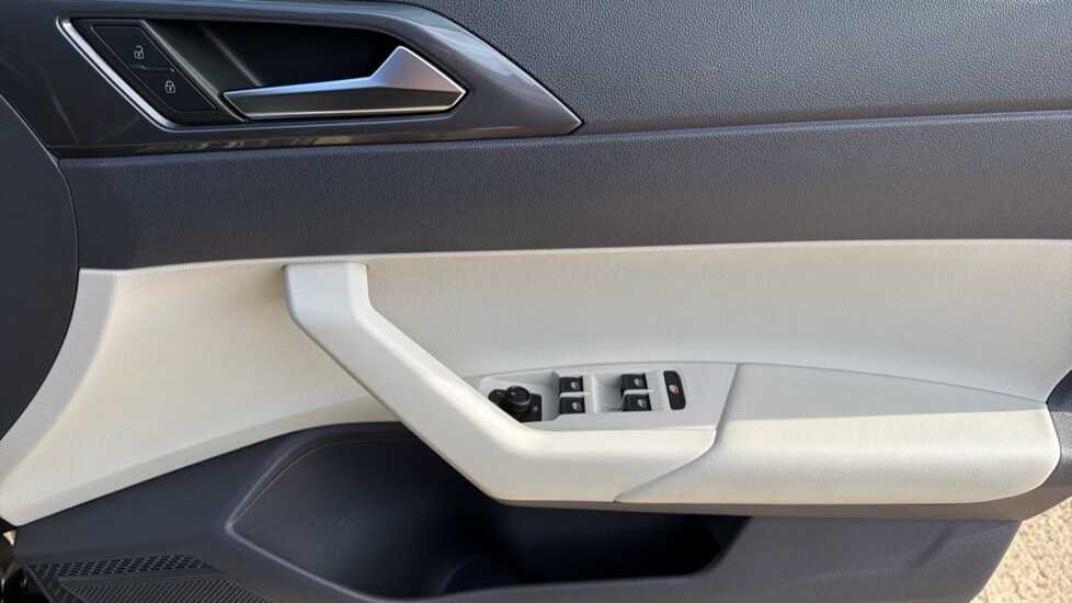 Used Volkswagen Polo 2021 for sale - 76302275: Photo 27