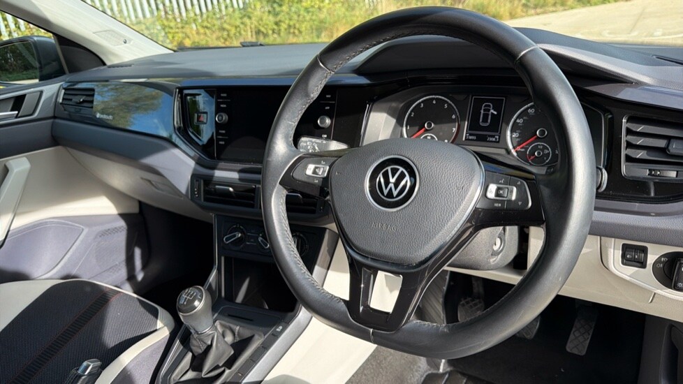 Used Volkswagen Polo 2021 for sale - 76302275: Photo 9