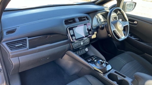 Used Nissan Leaf 2022 for sale - 76217255: Photo 7