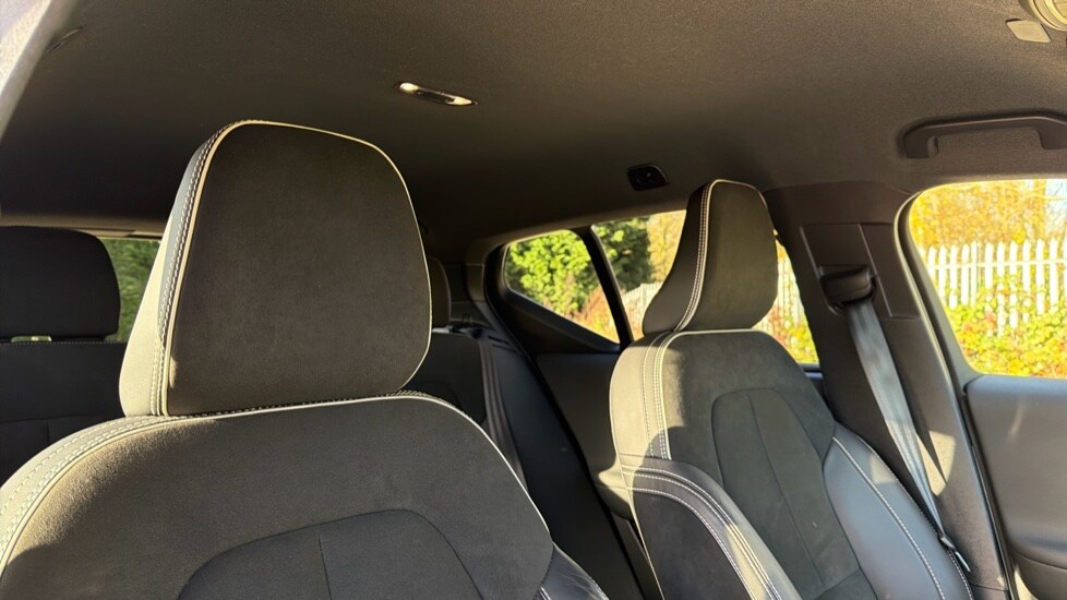 Used Volvo XC40 2021 for sale - 76487131: Photo 33