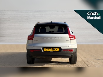 Used Volvo XC40 2021 for sale - 76487131: Photo