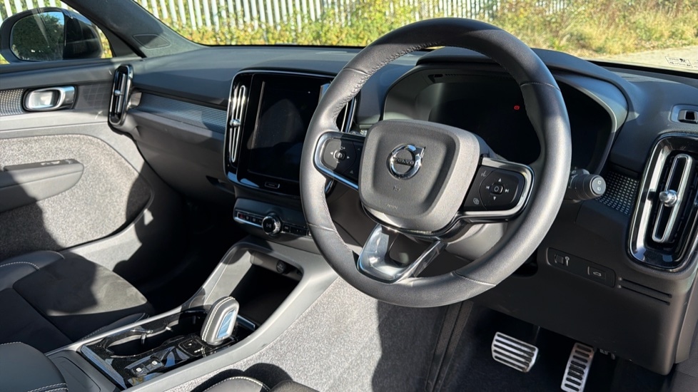 Used Volvo XC40 2021 for sale - 76487131: Photo 9