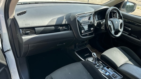 Used Mitsubishi Outlander 2020 for sale - 74673585: Photo 10
