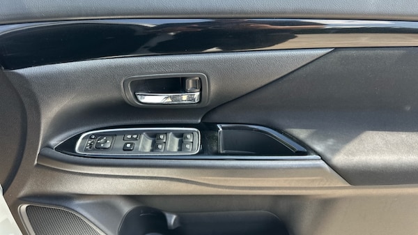 Used Mitsubishi Outlander 2020 for sale - 74673585: Photo 32