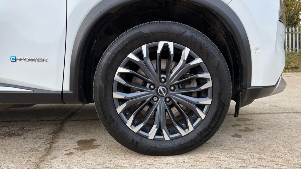 Used Nissan X-Trail 2024 for sale - 76514860: Photo 24