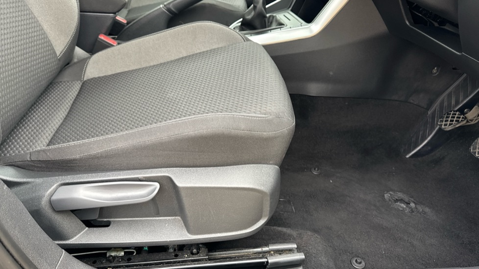 Used Volkswagen Polo 2022 for sale - 76999497: Photo 32