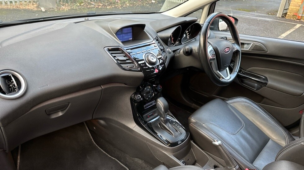 Used Ford Fiesta 2016 for sale - 77075773: Photo 10