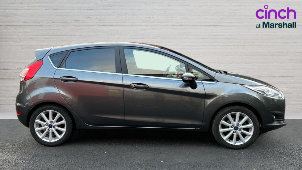 Used Ford Fiesta 2016 for sale - 77075773: Photo 2