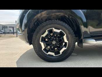 Used Nissan Navara 2020 for sale - 75045920: Photo