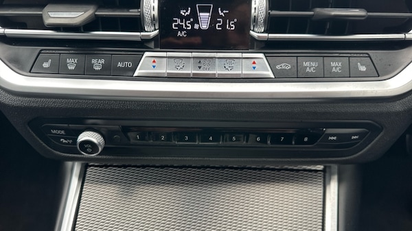 Used BMW 3 Series 2019 for sale - 76241743: Photo 33