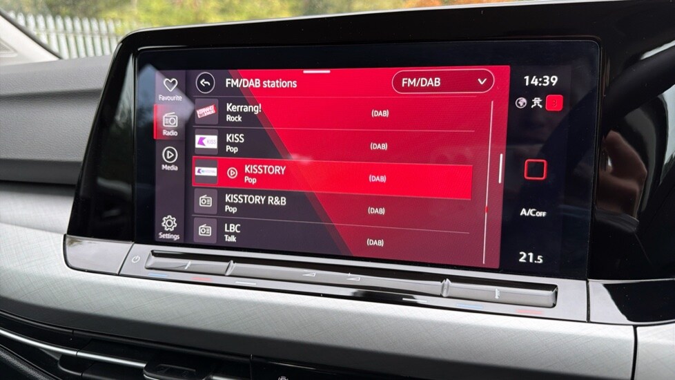 Used Volkswagen Golf 2022 for sale - 76302314: Photo 33