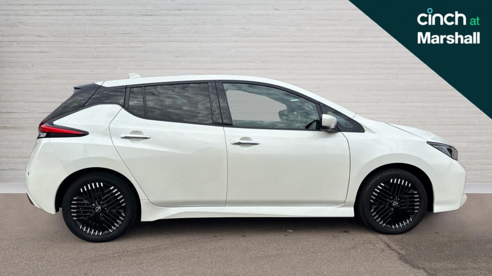 Used Nissan Leaf 2022 for sale - 77004895: Photo 2