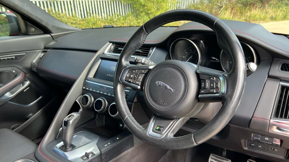Used Jaguar E-Pace 2018 for sale - 76154914: Photo 9