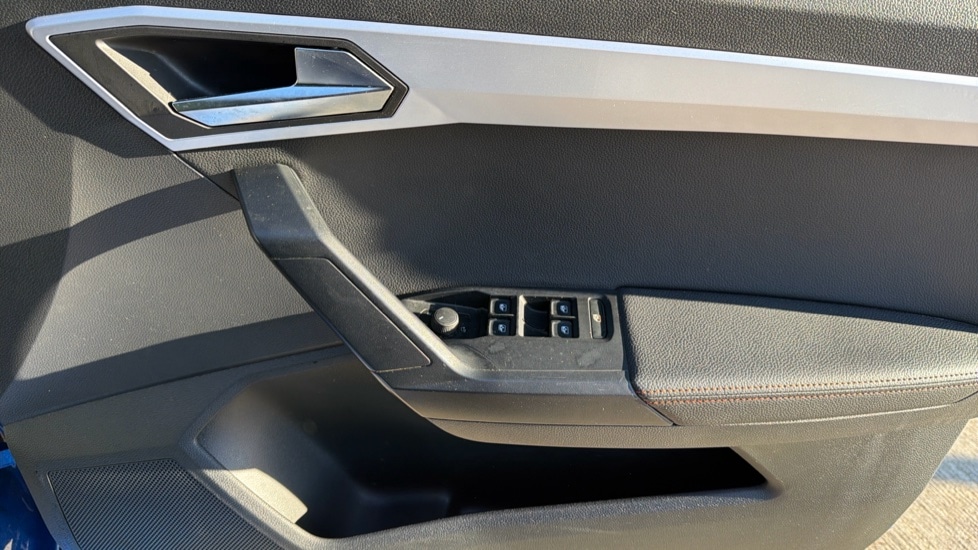 Used SEAT Arona 2023 for sale - 76684258: Photo 29