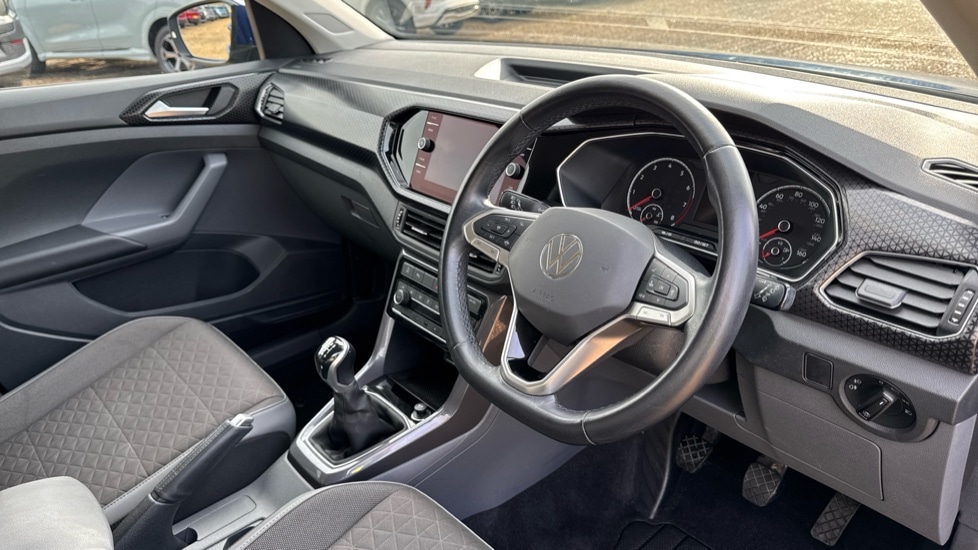 Used Volkswagen T-Cross 2020 for sale - 76999482: Photo 9