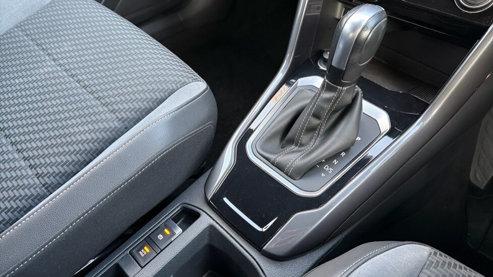 Used Volkswagen T-Roc 2020 for sale - 76660707: Photo 28