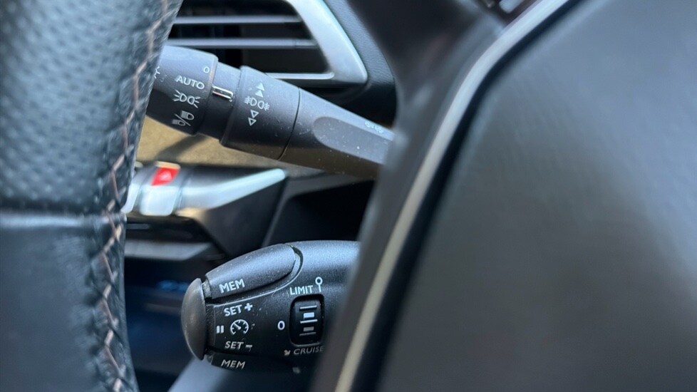 Used Peugeot 5008 2019 for sale - 76873289: Photo 27