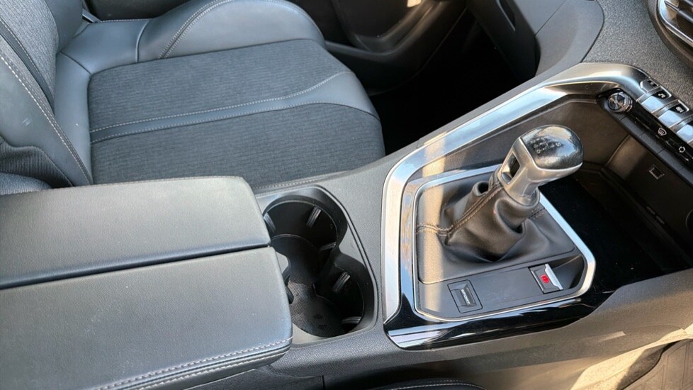 Used Peugeot 5008 2019 for sale - 76873289: Photo 30