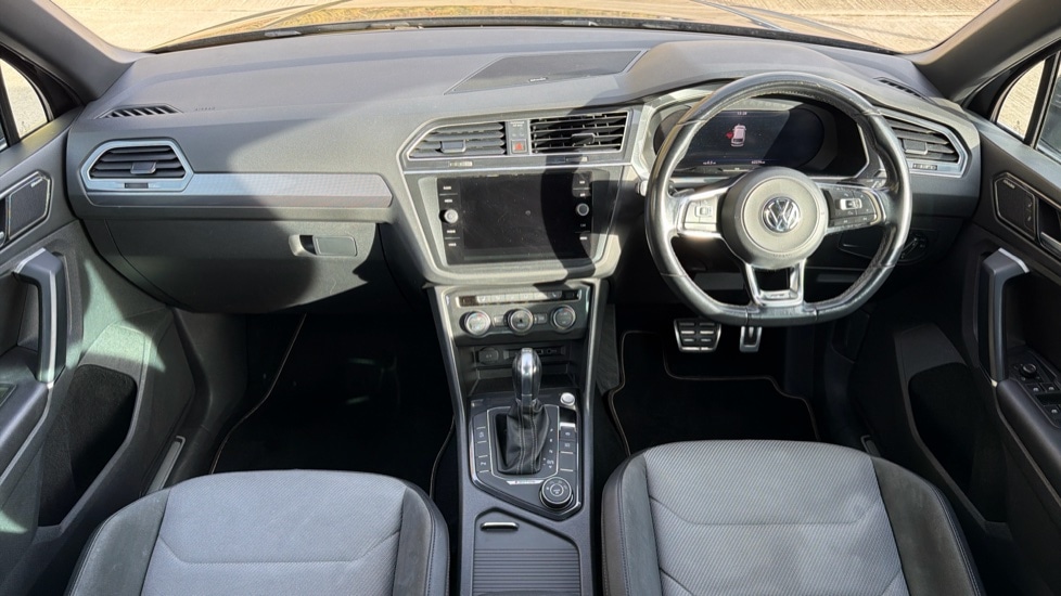 Used Volkswagen Tiguan 2018 for sale - 76623428: Photo 11