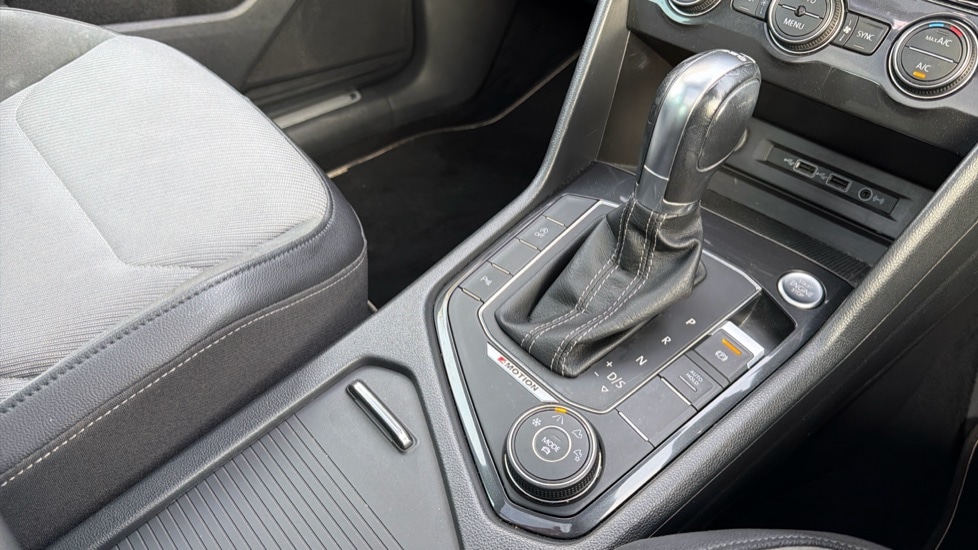 Used Volkswagen Tiguan 2018 for sale - 76623428: Photo 29