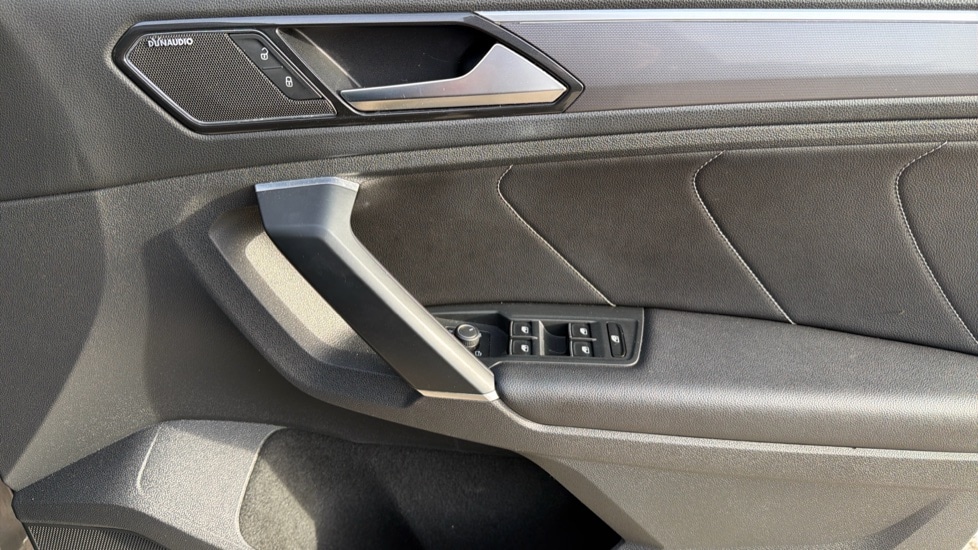 Used Volkswagen Tiguan 2018 for sale - 76623428: Photo 30