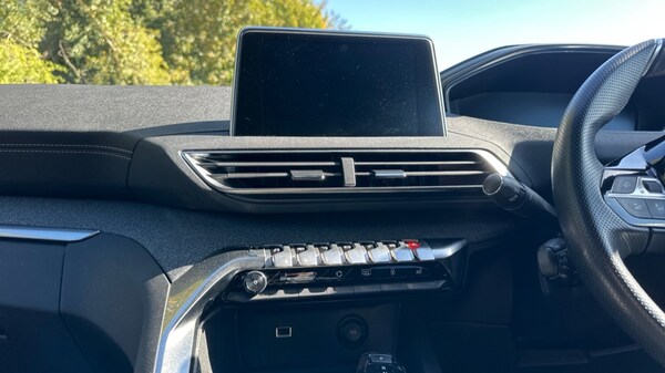 Used Peugeot 3008 2019 for sale - 76208890: Photo 12