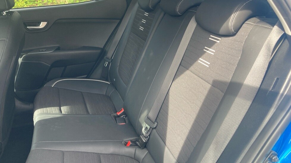 Used Kia Stonic 2021 for sale - 75726040: Photo 14