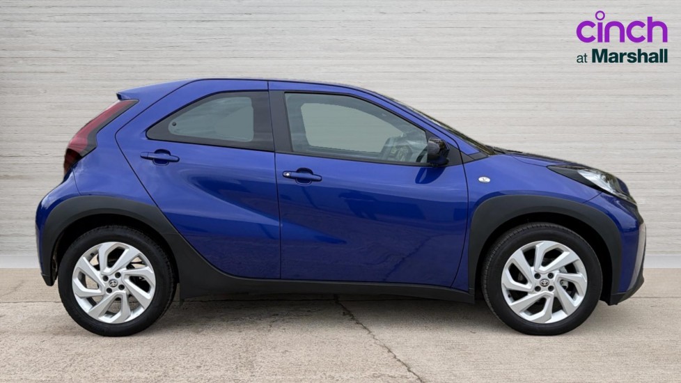 Used Toyota Aygo X 2024 for sale - 76428013: Photo 2