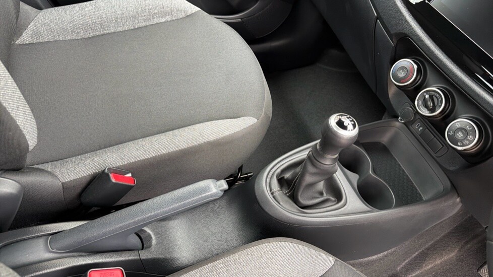 Used Toyota Aygo X 2024 for sale - 76428013: Photo 30