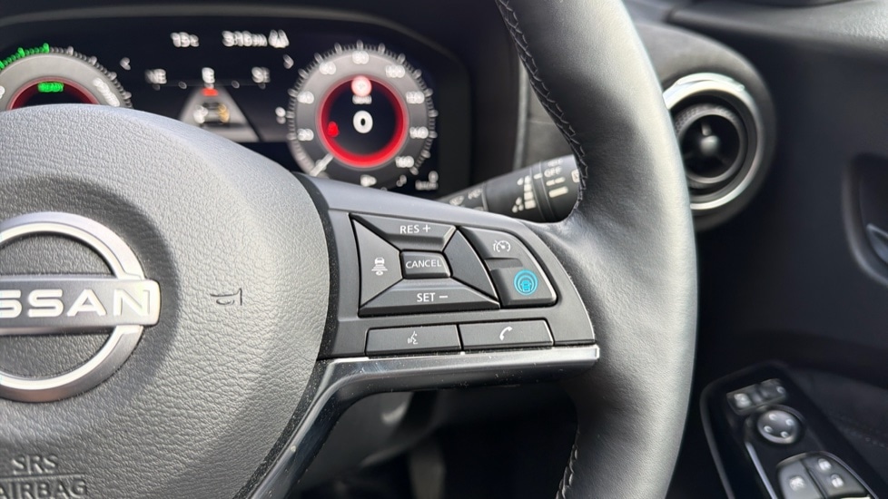 Used Nissan Juke 2024 for sale - 76140392: Photo 25