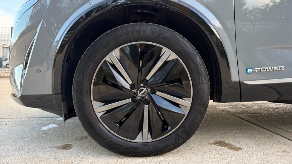 Used Nissan Qashqai 2024 for sale - 76514798: Photo 4