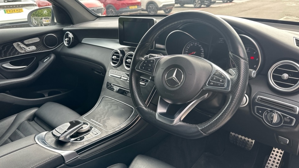 Used Mercedes-Benz GLC 2017 for sale - 76140034: Photo 9