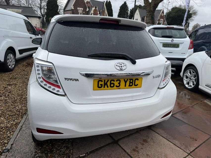 Used Toyota Yaris 2013 for sale - 77748098: Photo 7