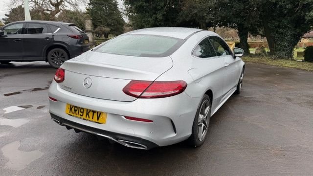 Used Mercedes-Benz C Class 2019 for sale - 77547500: Photo 10