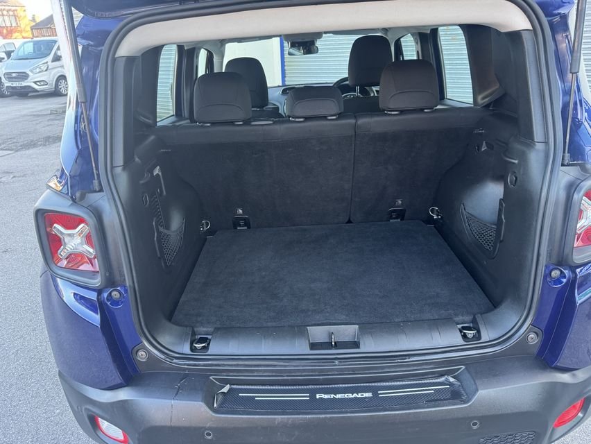 Used Jeep Renegade 2018 for sale - 77734159: Photo 14