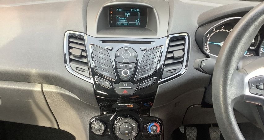 Used Ford Fiesta 2015 for sale - 77981586: Photo 8