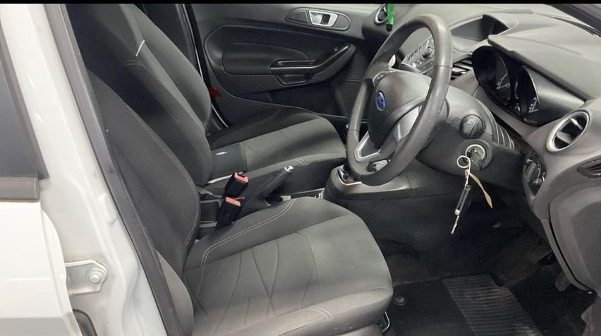 Used Ford Fiesta 2013 for sale - 77981603: Photo 8