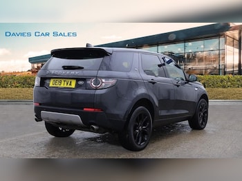 Used Land Rover Discovery Sport 2019 for sale - 77133509: Photo