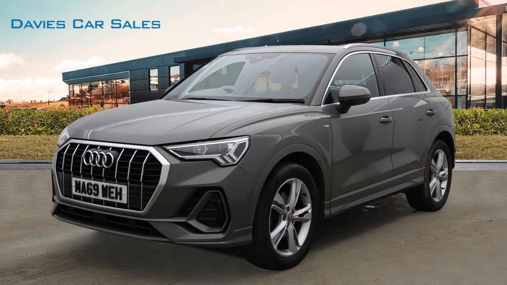 Used Audi Q3 2019 for sale - 76632593: Photo 2