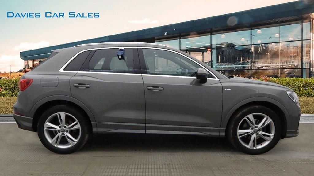 Used Audi Q3 2019 for sale - 76632593: Photo 5